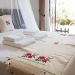 Loca Hotel