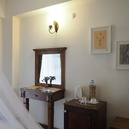 Hotel Loca 5*