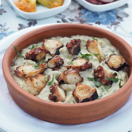 Loca Szálloda Selimiye