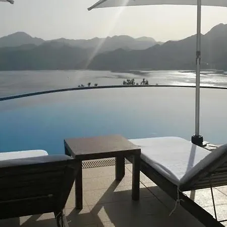 Loca Hotel